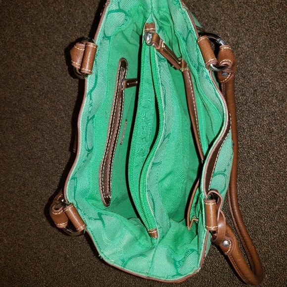 Purses - Picture 13 of 16